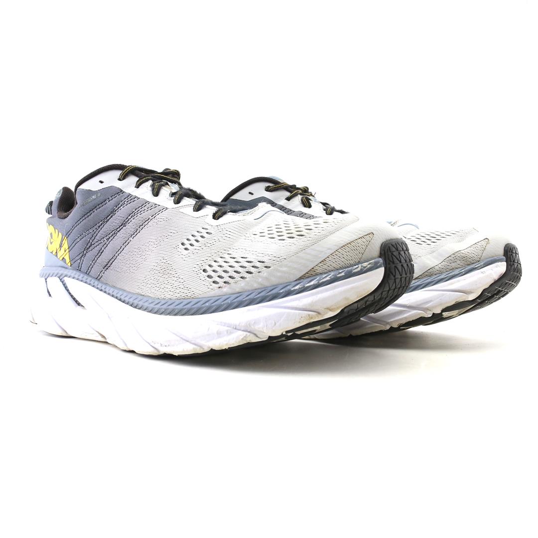 HOKA ONE ONE CLIFTON 6