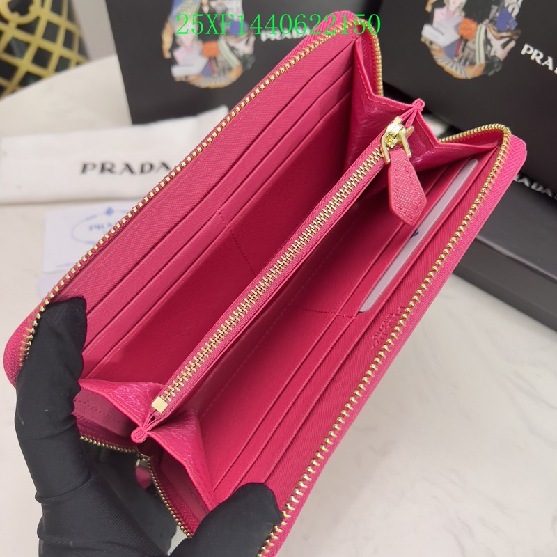 Amelia - PD Wallet - 171