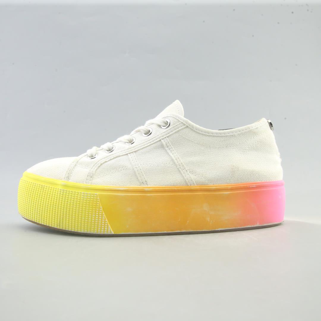 STEVE MADDEN EMMI