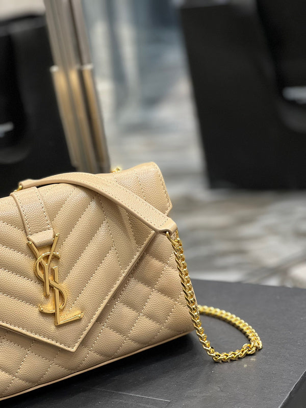 Amelia - YSL Bag - 1900