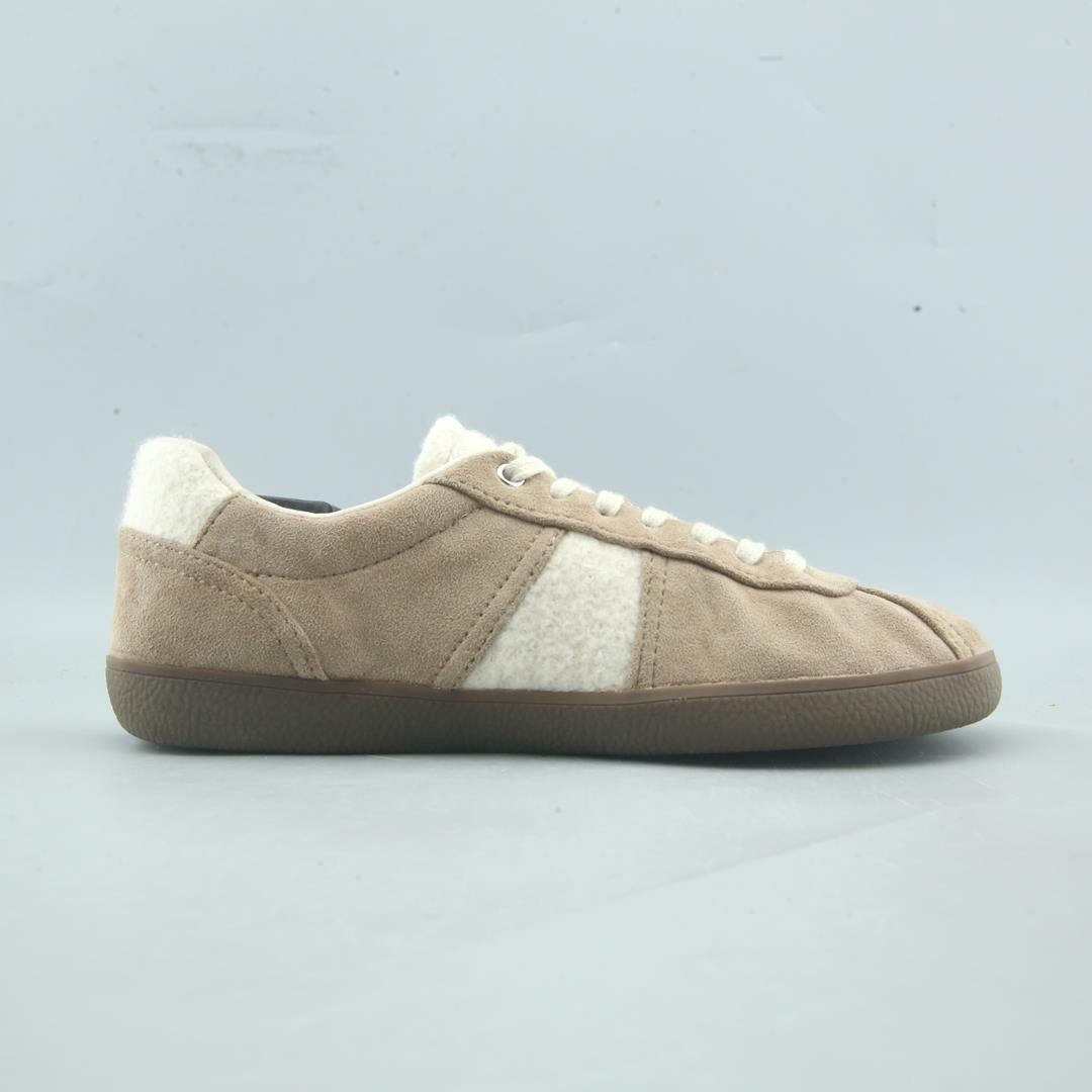 ZARA. .