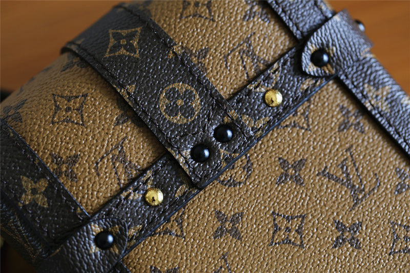Fan Fashion Lu-Vi bags - 9087