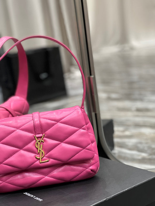 Amelia - YSL Bag - 1771