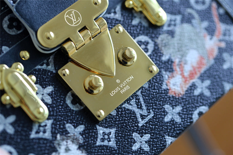 Fan Fashion Lu-Vi bags - 8211