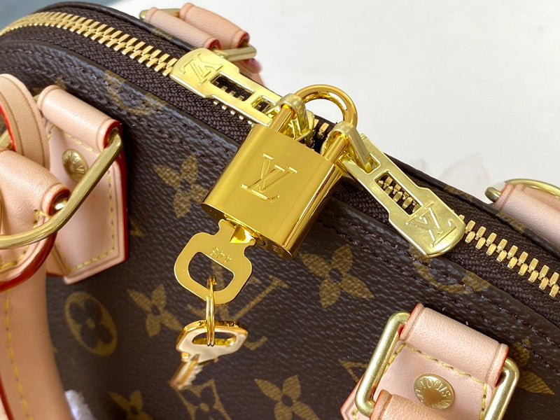 Fan Fashion Lu-Vi bags - 17741