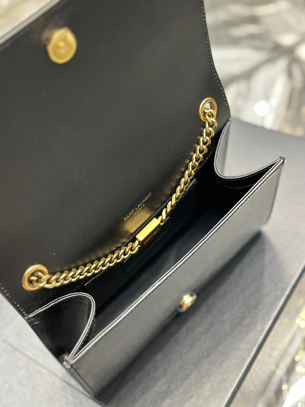 Amelia - YSL Bag - 3972