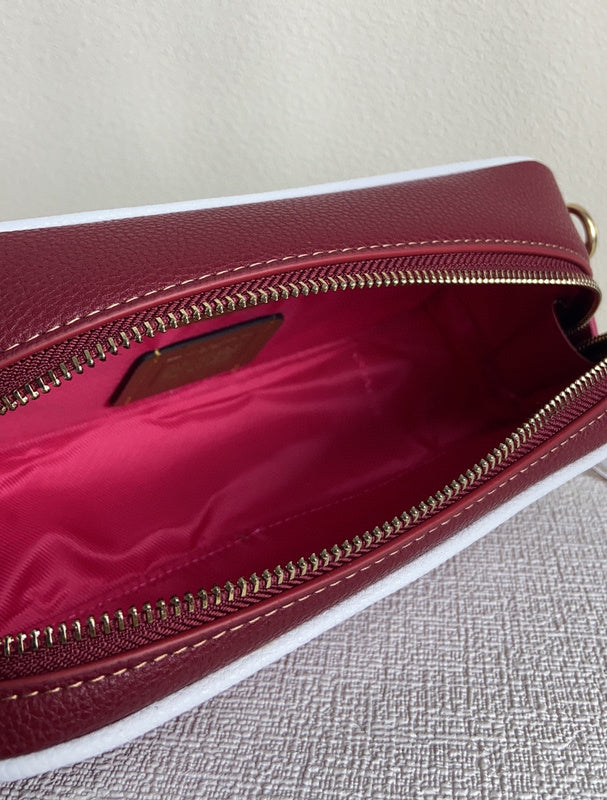 Amelia-i CAH Bags - 027