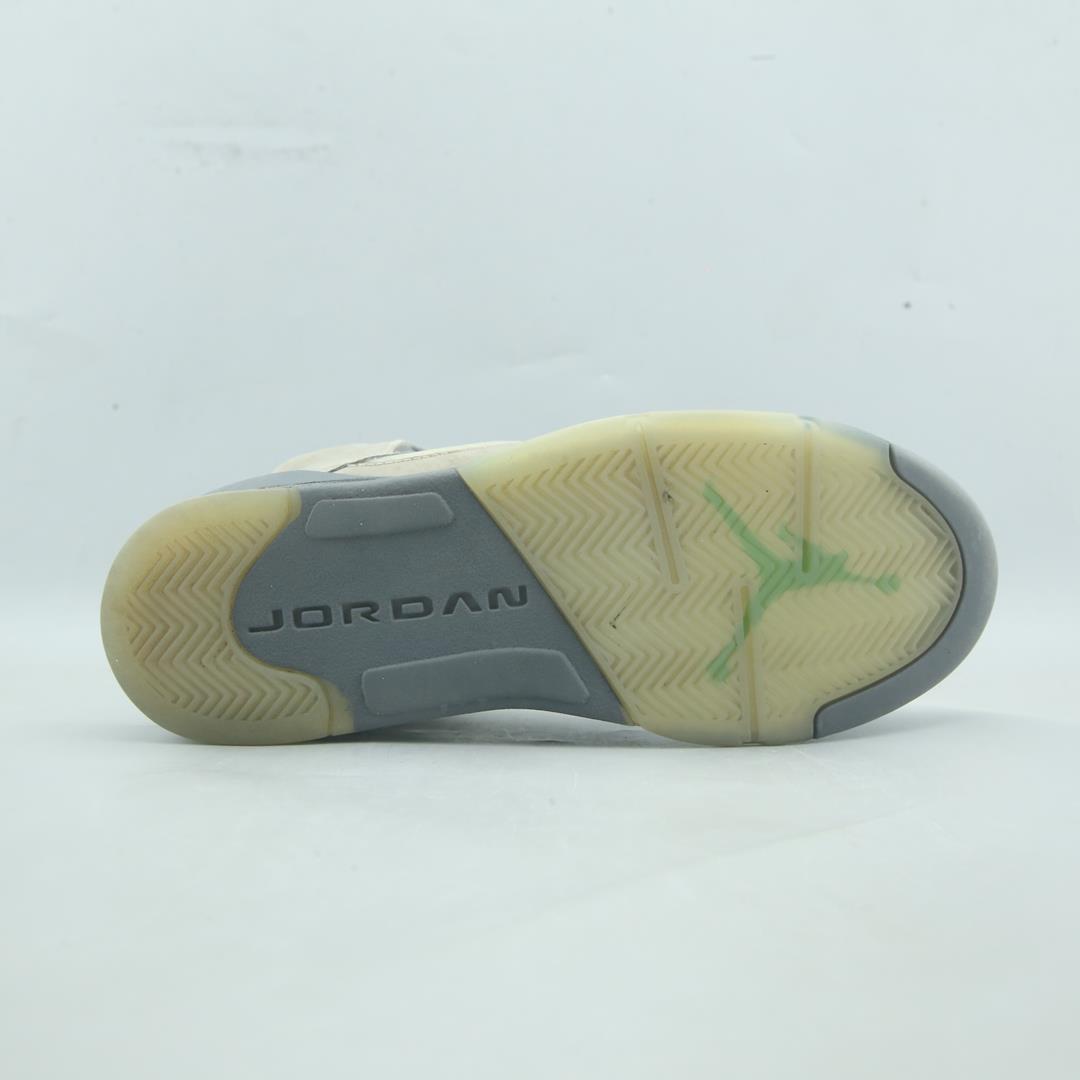 JORDAN  5 RETRO