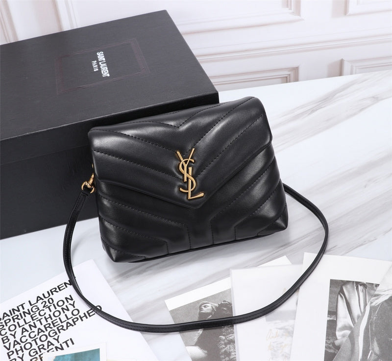 Amelia - YSL Bag - 2402