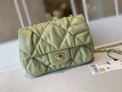 Wellow Bags - Chanel - Bags  - 892