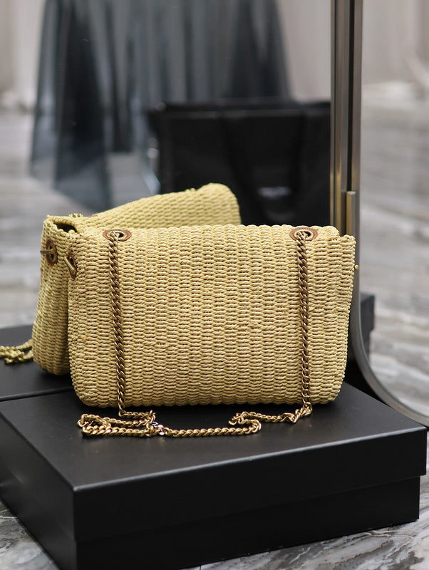 Amelia - YSL Bag - 1828