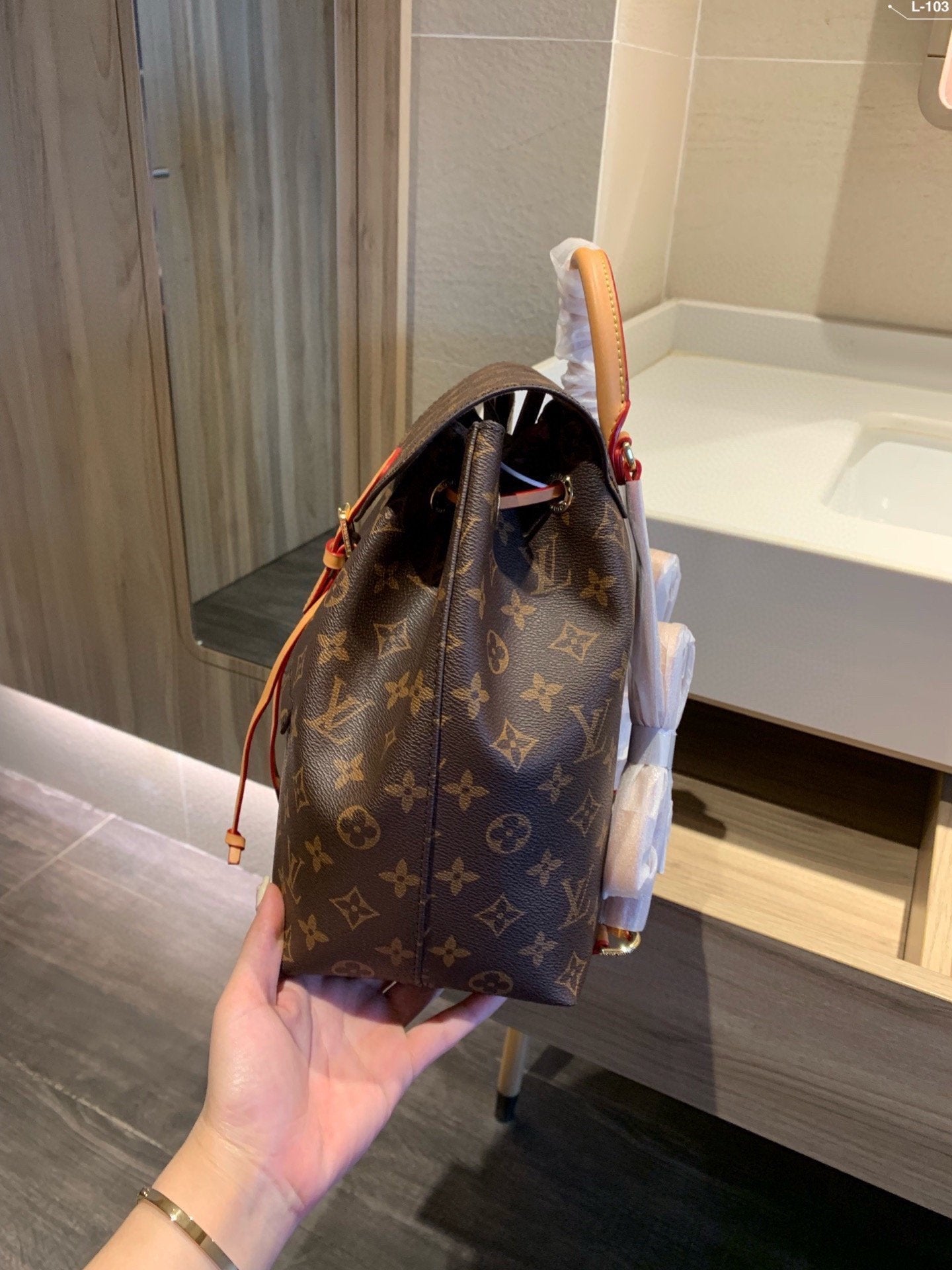 Luxury Handbags Louis Vuitton 477