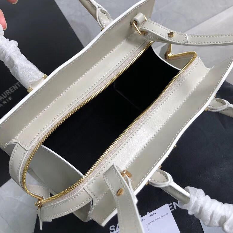 Amelia - YSL Bag - 2781