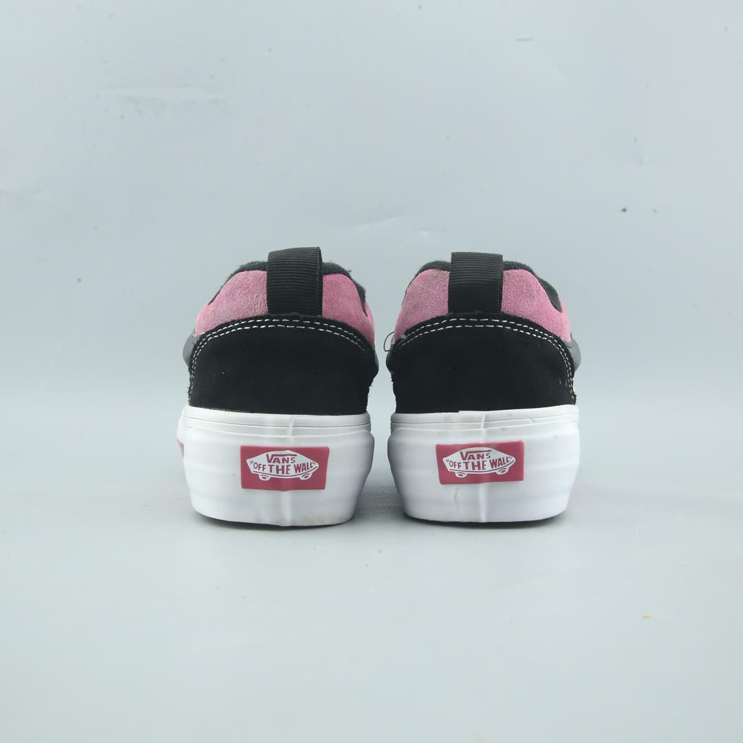 VANS KNU SKOOL