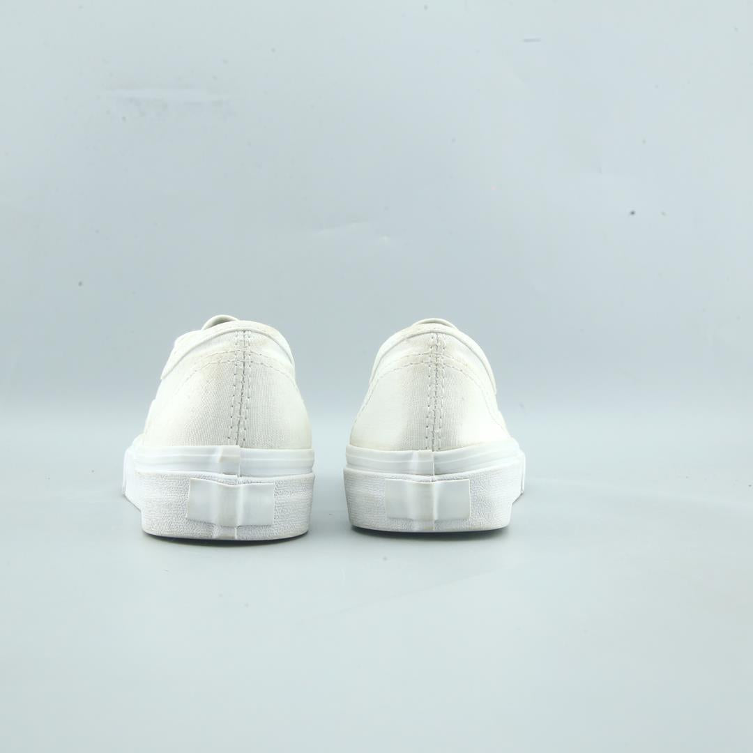 VANS AUTHENTIC