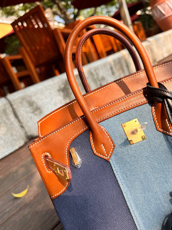Amelia - HMS Bags - 1763