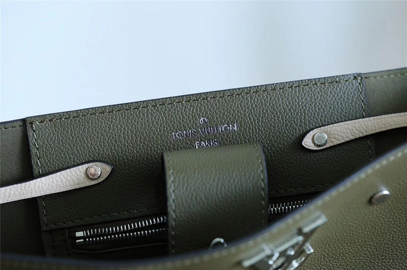 Fan Fashion Lu-Vi bags - 8566