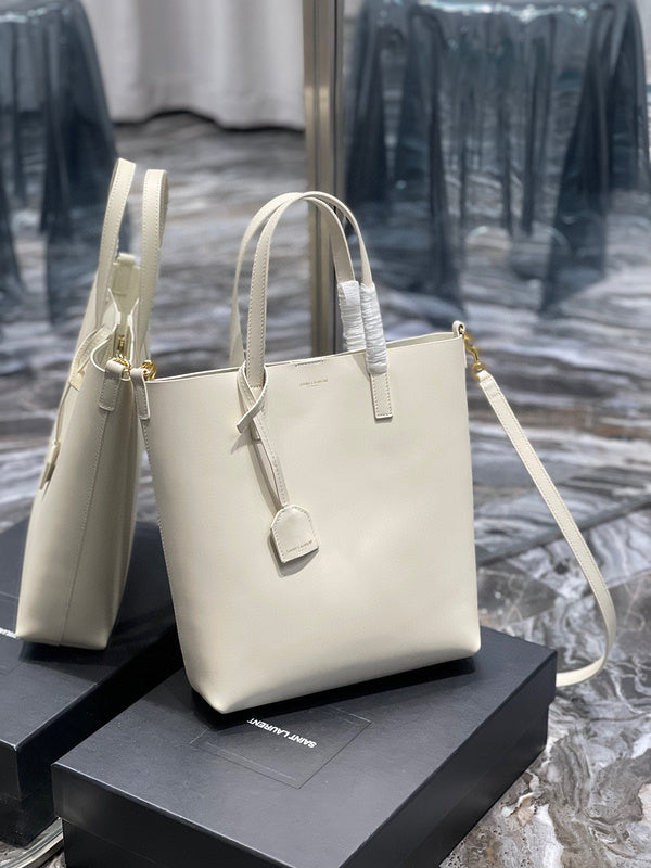 Amelia - YSL Bag - 3952