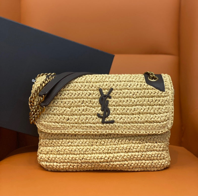 Amelia - YSL Bag - 2062
