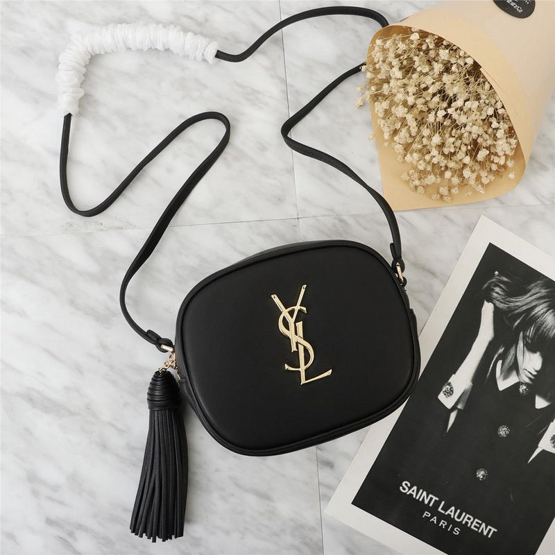 Amelia - YSL Bag - 2560