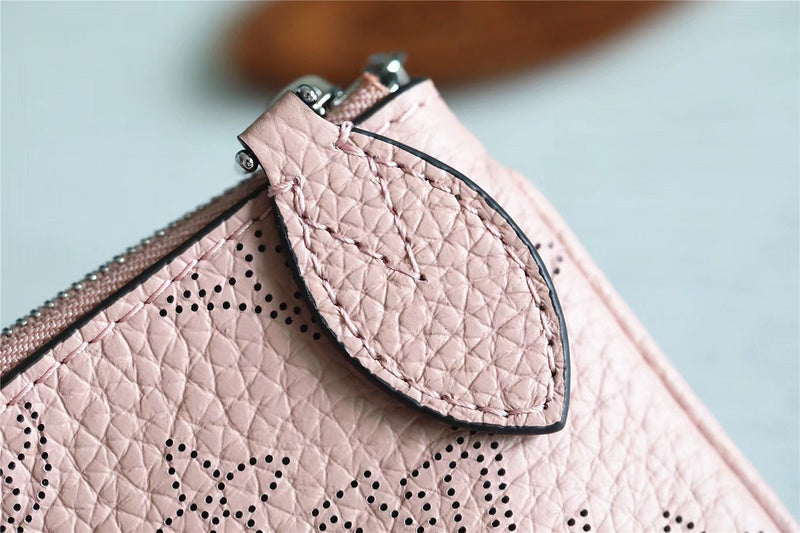 Fan Fashion Lu-Vi bags - 8975