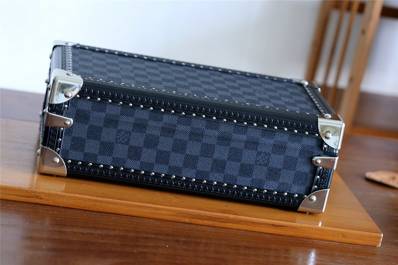 Fan Fashion Lu-Vi bags - 11351