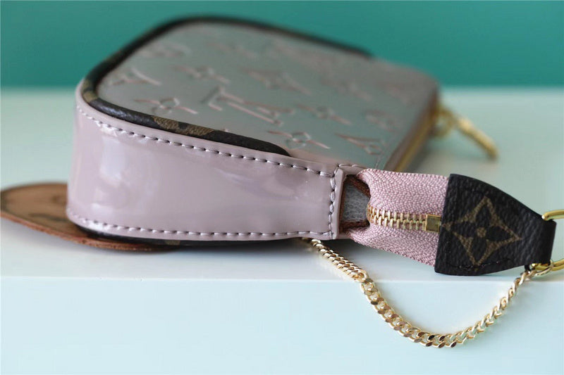 Fan Fashion Lu-Vi bags - 8844