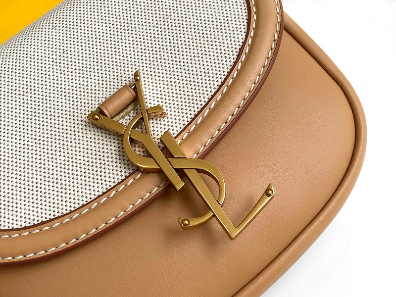 Amelia - YSL Bag - 4152