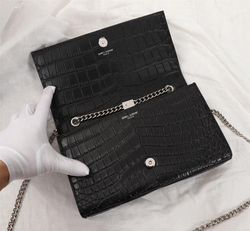 Amelia - YSL Bag - 2604