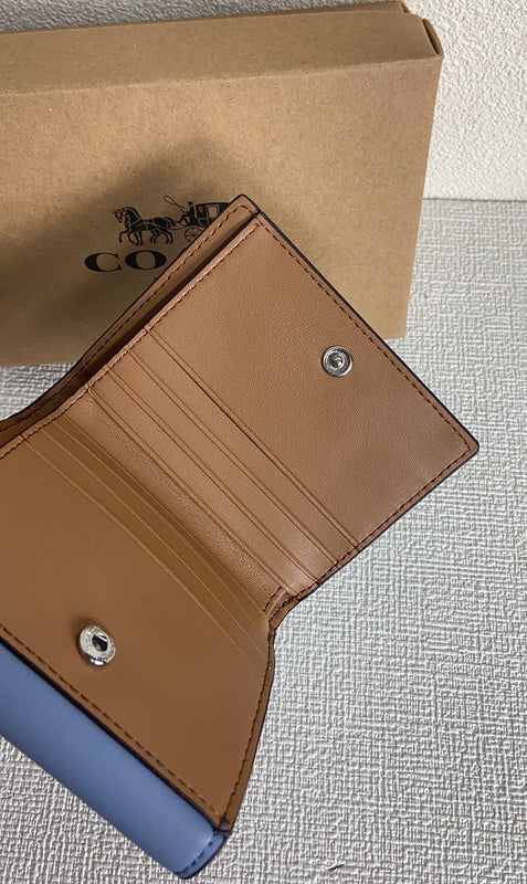 Amelia-i CAH Bags - 012