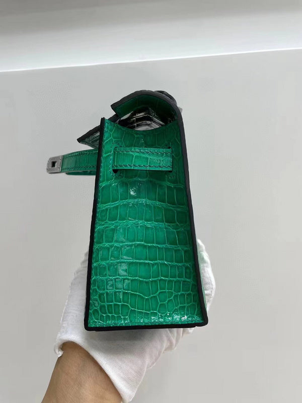 Amelia - HMS Bags - 1533