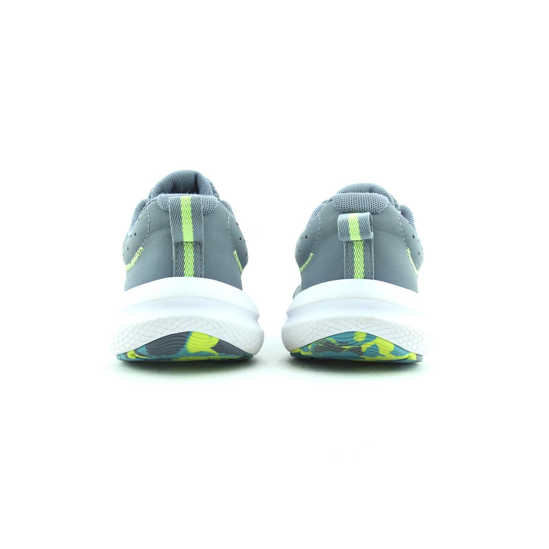 UNDER ARMOUR CHARGED ASSERT 10