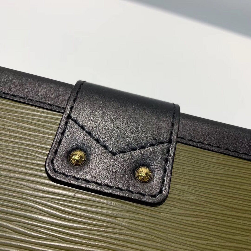 Fan Fashion Lu-Vi bags - 17855