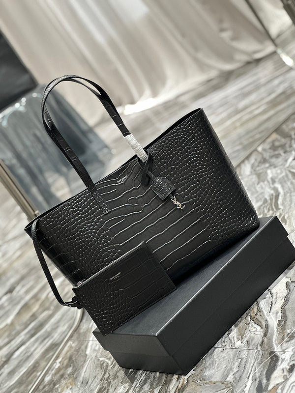 Amelia - YSL Bag - 3943