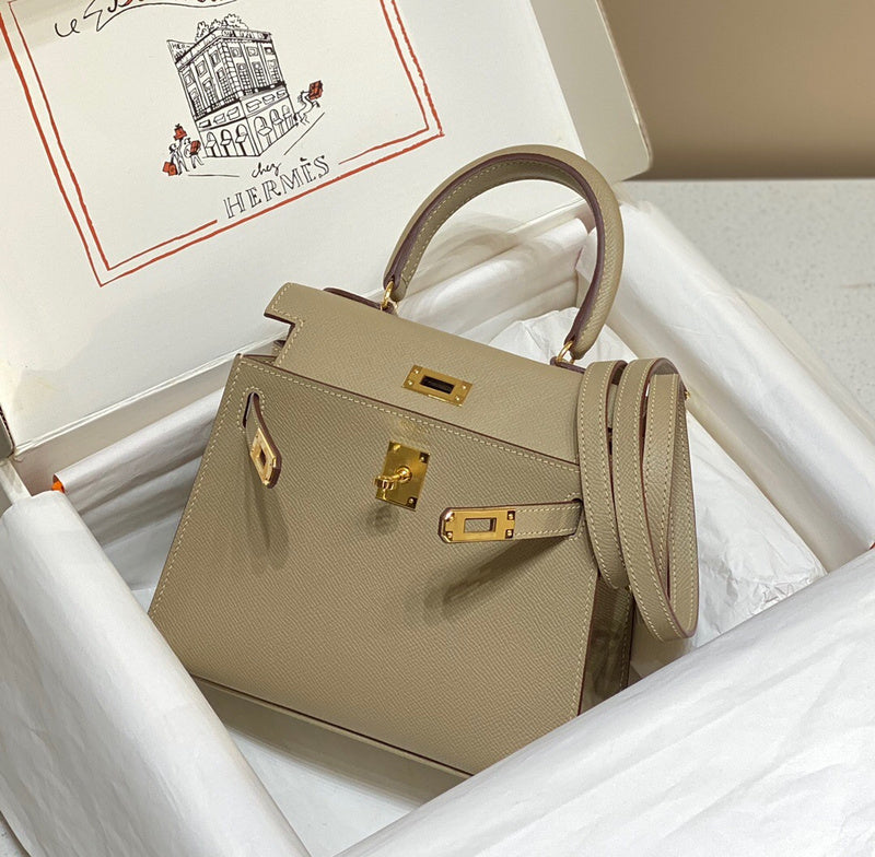 Amelia - HMS Bags - 1727