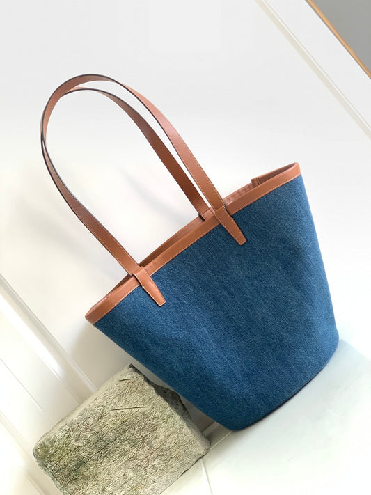 CE Large Couffin In Denim With CE Paris Navy / Tan For Women 26in/67Amelia196262EF6.07AT