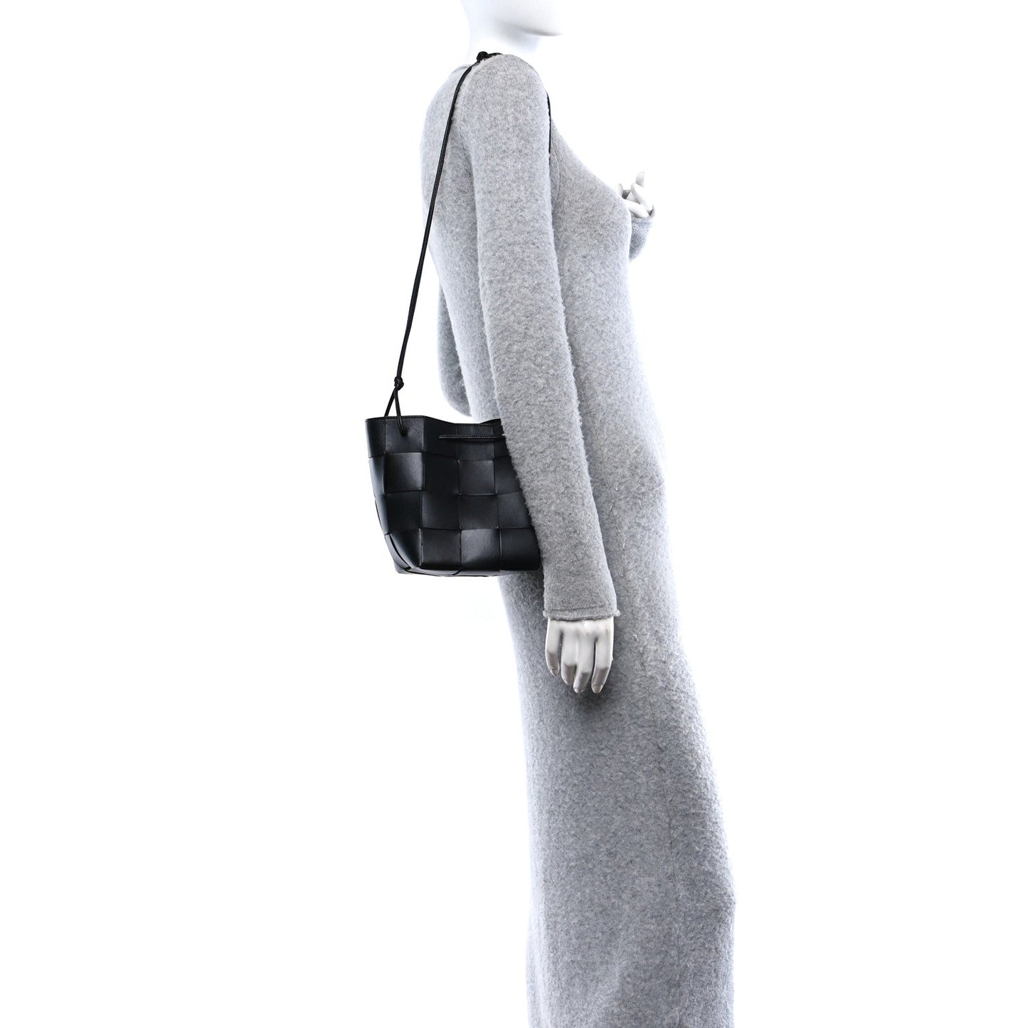 Bottega Veneta Nappa Maxi Intrecciato Cassette Bucket Bag Black