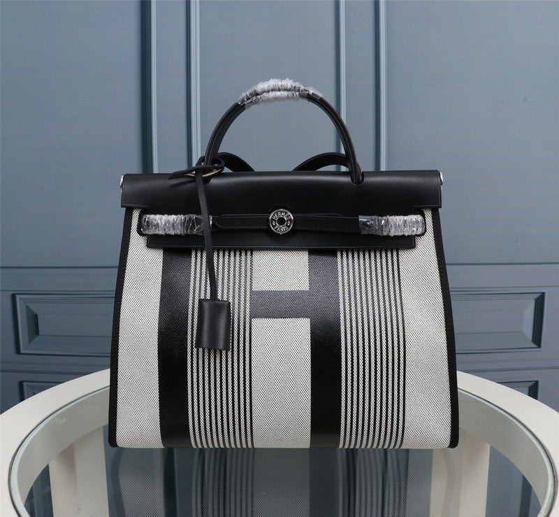 LO - HMS Luxury Bags - 526