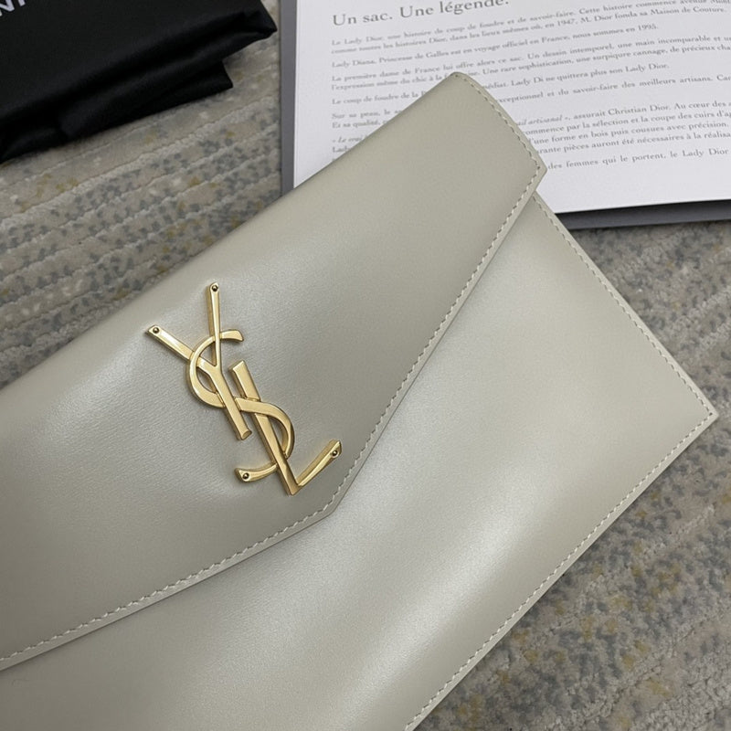 Amelia - YSL Bag - 3799