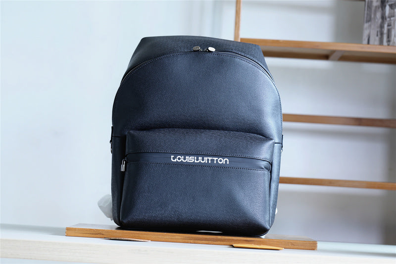 Fan Fashion Lu-Vi bags - 9779