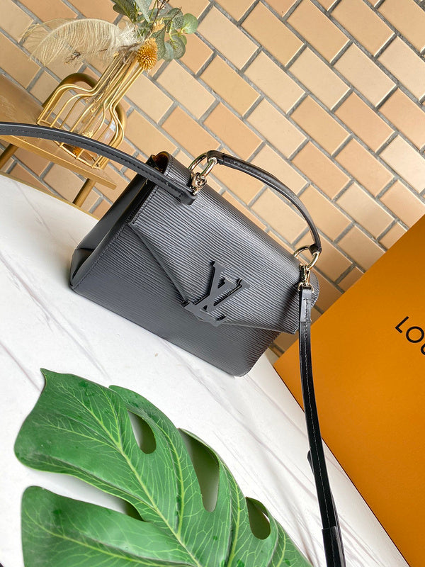 Amelia - LOV Lady Bags - 1049