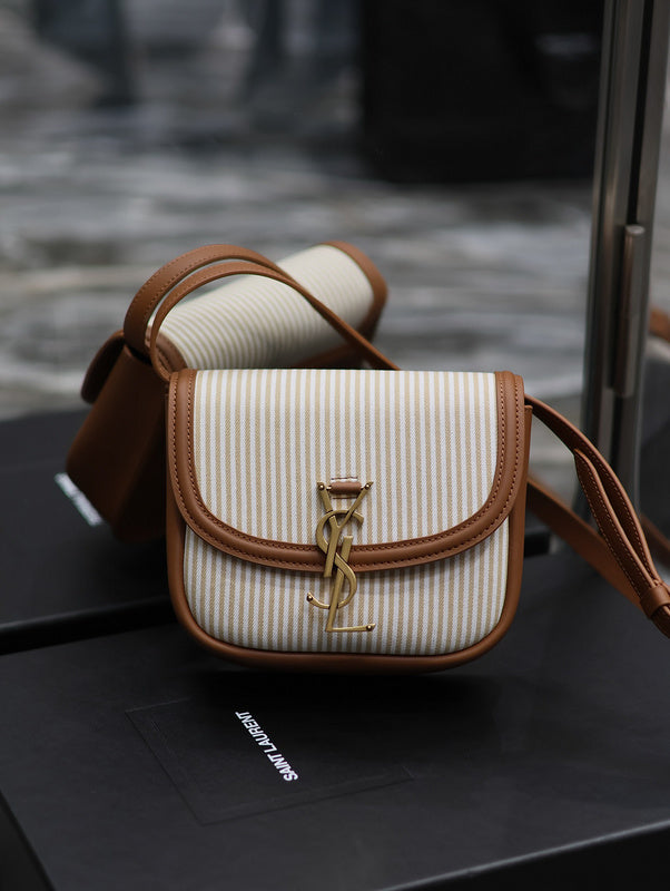 Amelia - YSL Bag - 1789