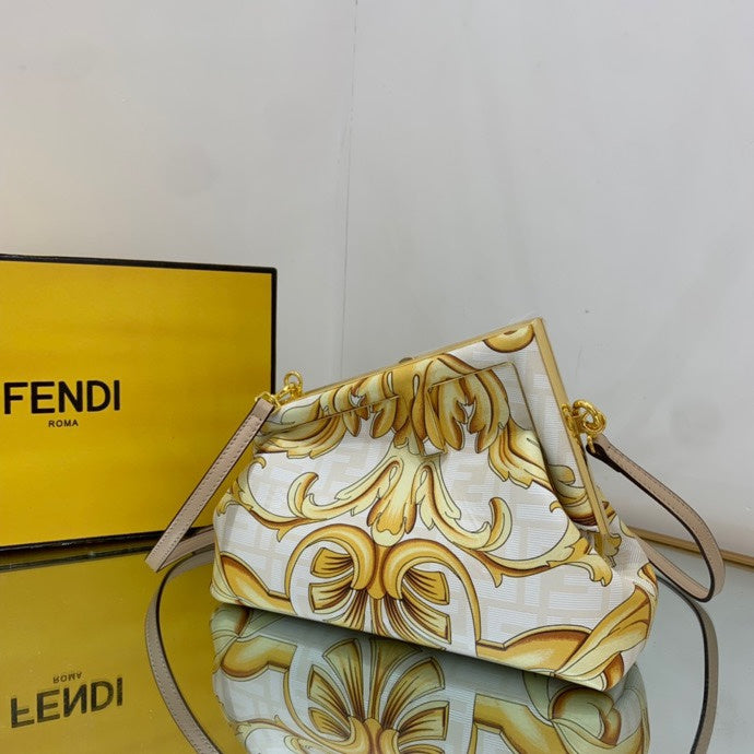 Amelia's Bag Gallery - VAR Bags - 204