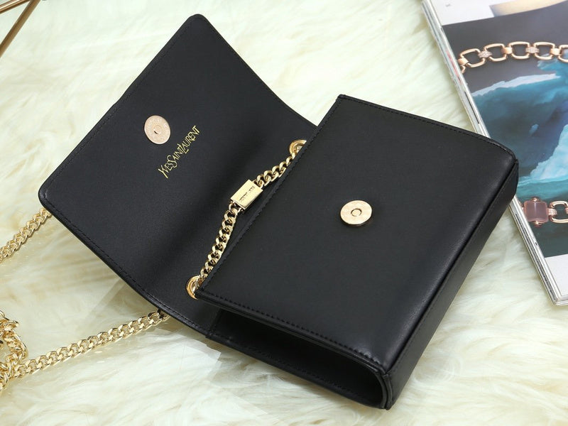 Amelia - YSL Bag - 3547
