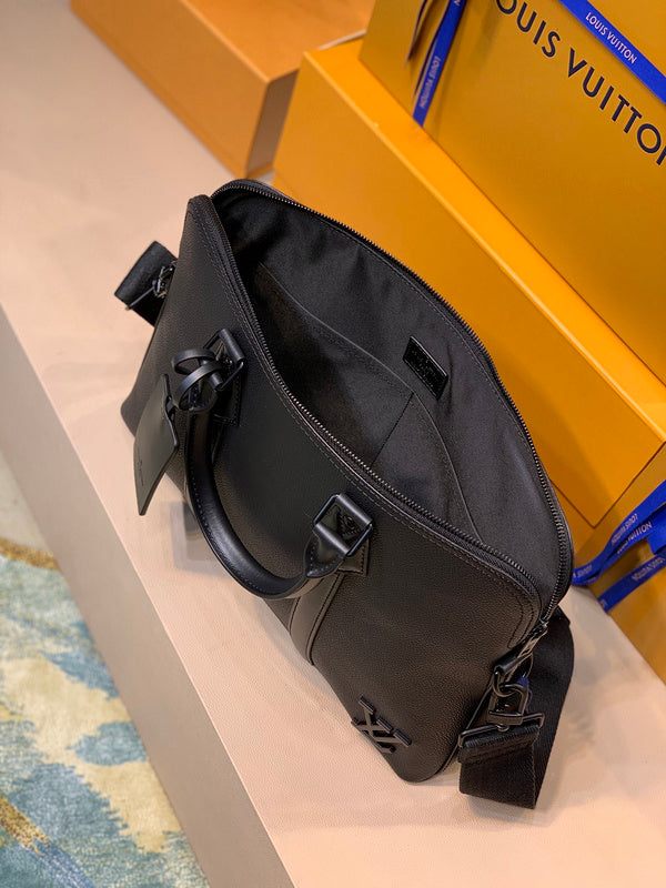 Fan Fashion Lu-Vi bags - 17045