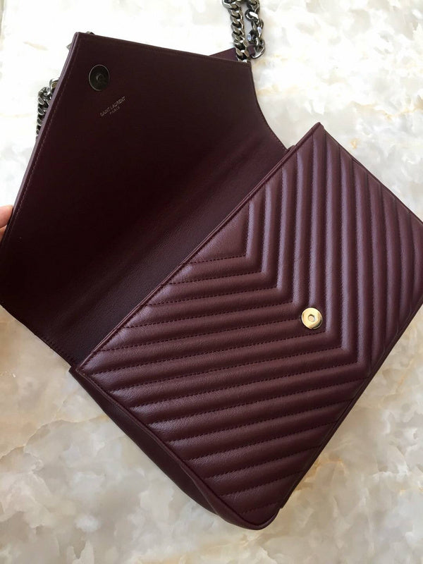 Amelia - YSL Bag - 3887