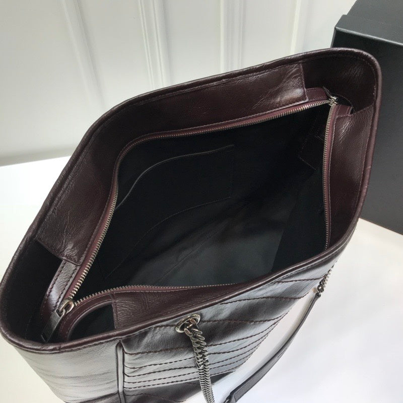 Amelia - YSL Bag - 2217
