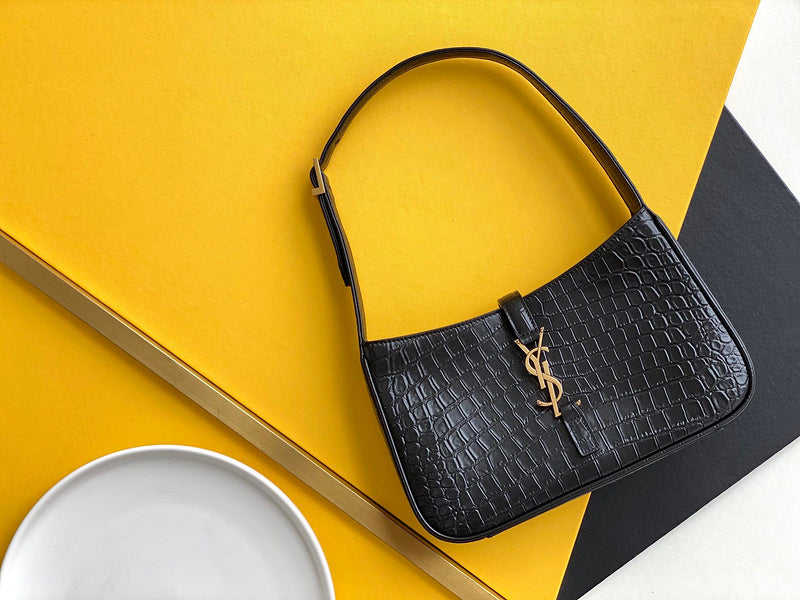 Amelia - YSL Bag - 4124