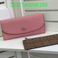 Amelia - CAH Wallet - 048
