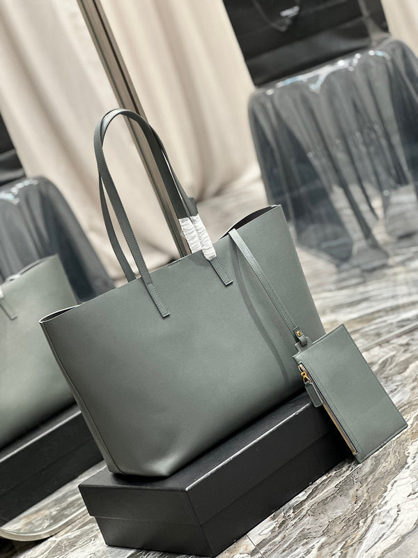 Amelia - YSL Bag - 3943